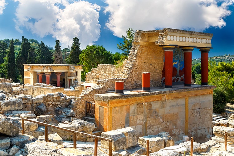 795w-x-530h-Heraklion-Food-on-Foot-HER-09-Knossos-Heraklion.jpg