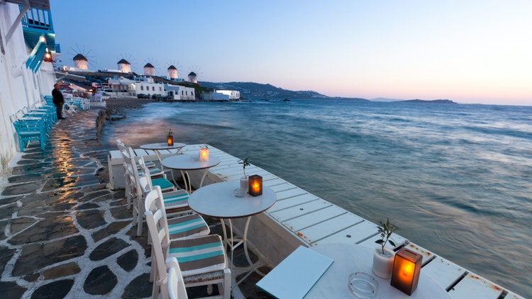 Naviguez avec nous a Mykonos