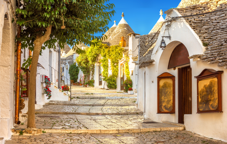A picture of a cobbled street in Puglia, Bari, one of the many shore excursions available on the Heavenly Greece, Italy &amp; Croatia 7 Night cruise with Celestyal.