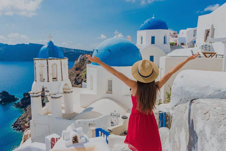 Sail with us to Santorini