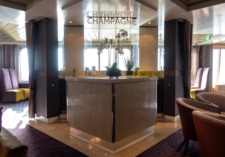 Interior shot of the Fizz Club bar onboard the Celestyal Journey