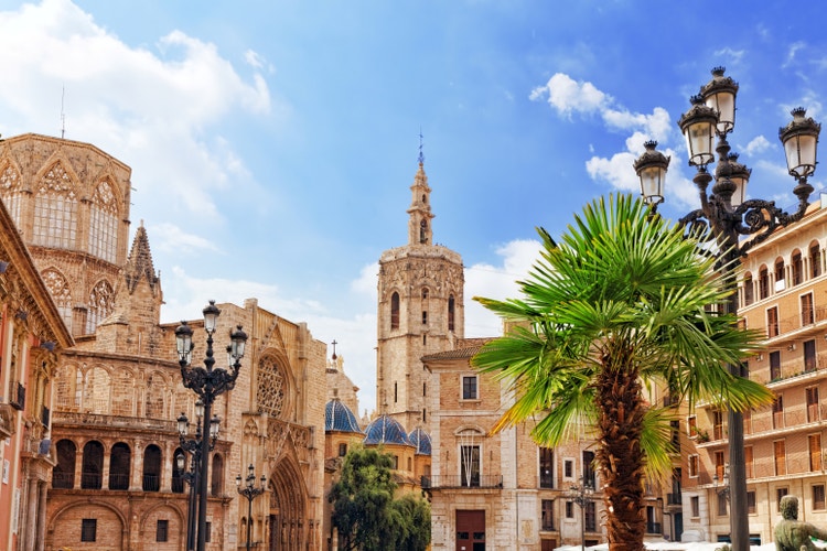 Sail with us to Valencia