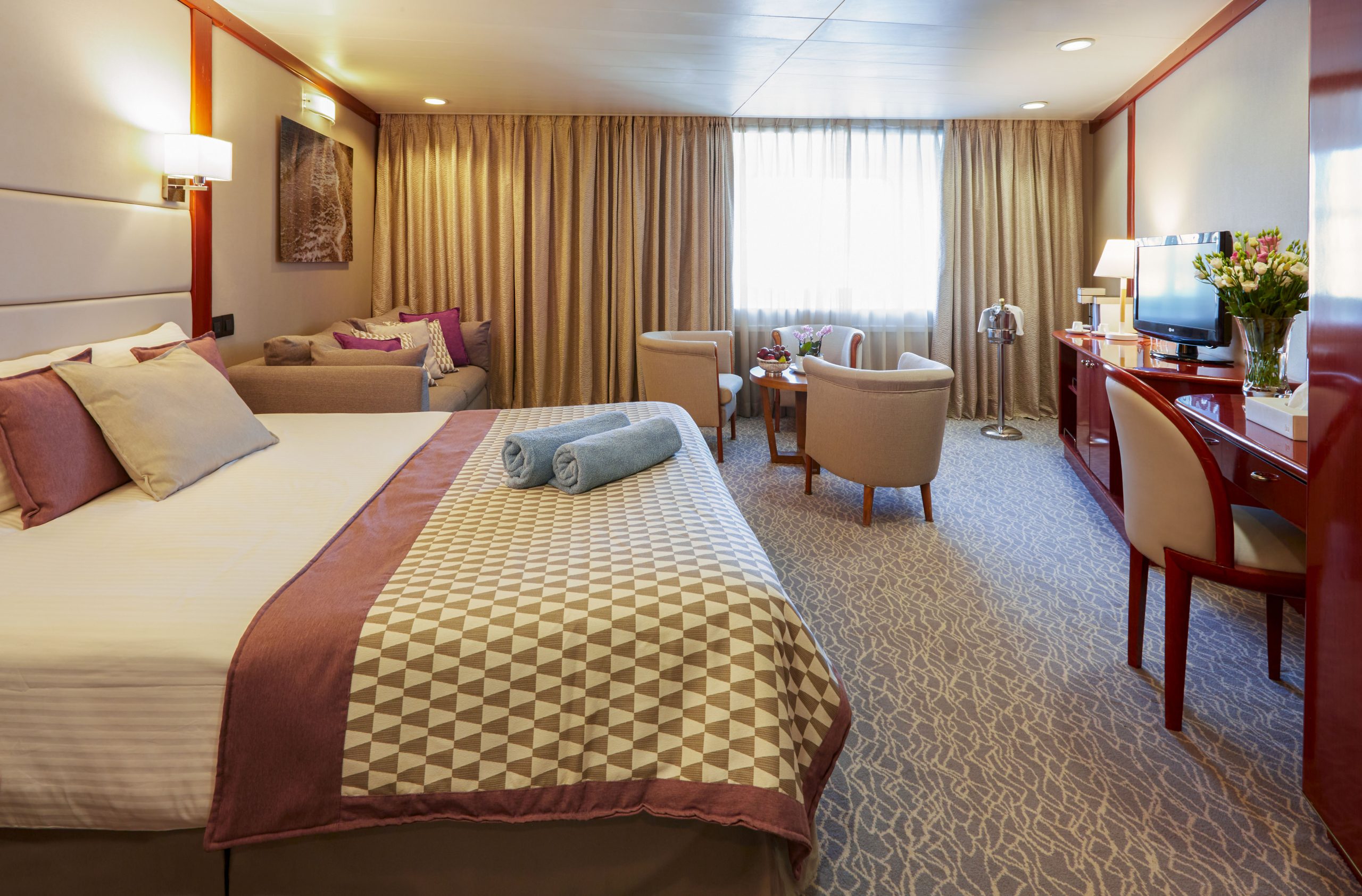 crystal-stateroom-s (1)