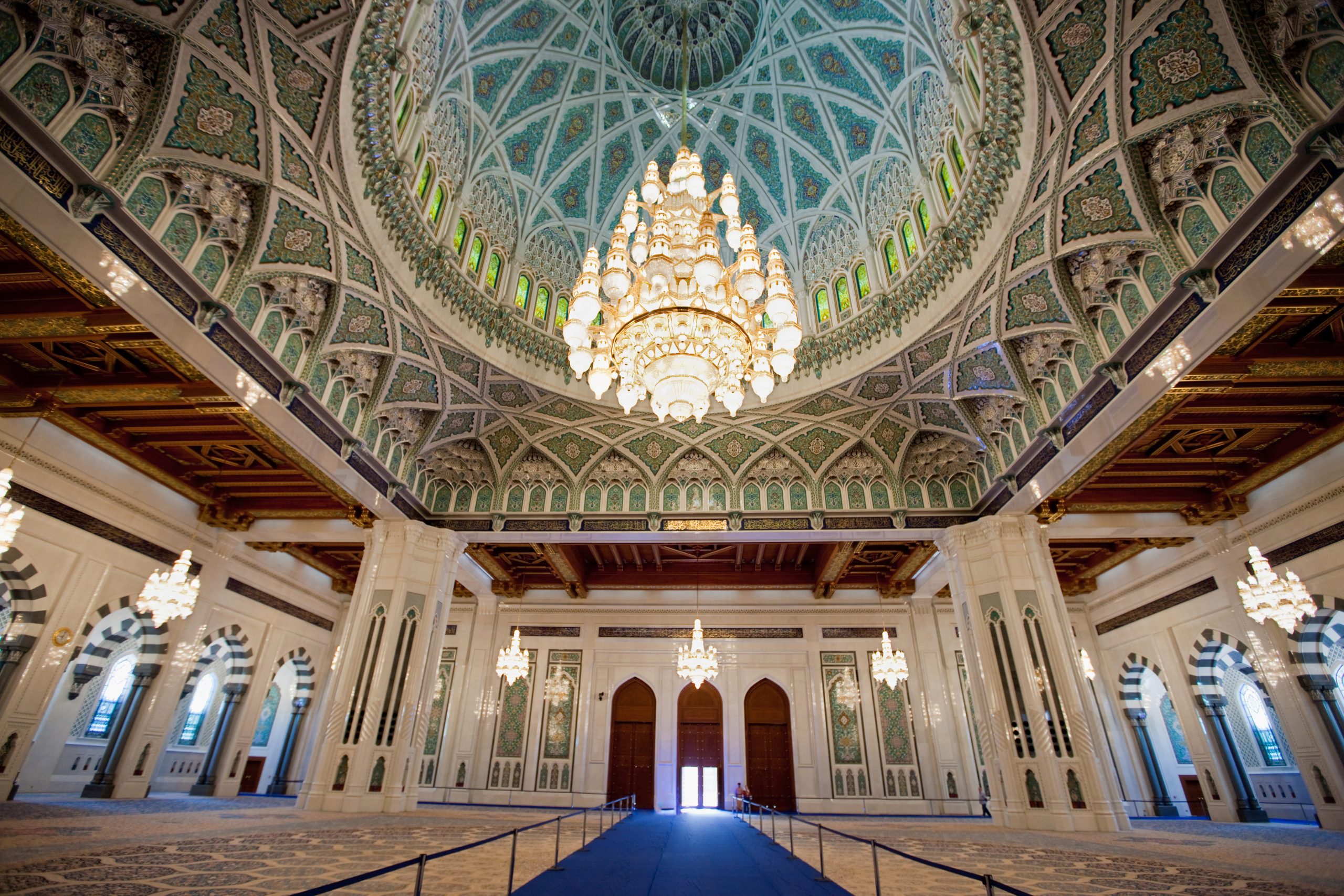 Interior Sultan Qaboos Grand Mosque Praying Hall